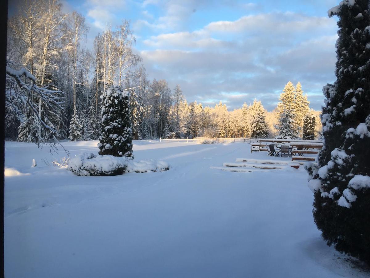 Linnamehe Puhkekeskus Kuiaru Exterior foto